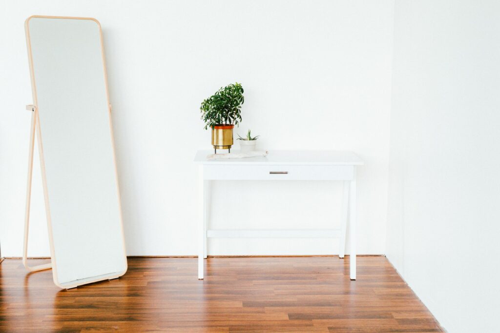 Feng shui, drevna kineska praksa, energetski tok, qi, ogledala u feng shuiju, postavljanje ogledala